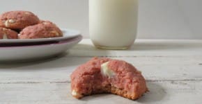 Strawberry White Chocolate Cookies