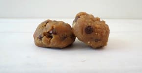 Peanut Butter Chocolate Chip Pretzel Cookies